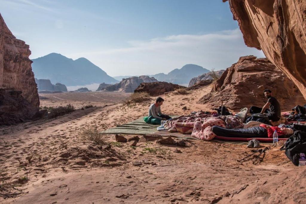 Bedouin Family Camp Hotel Wadi Rum Eksteriør billede