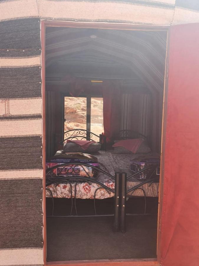 Bedouin Family Camp Hotel Wadi Rum Eksteriør billede