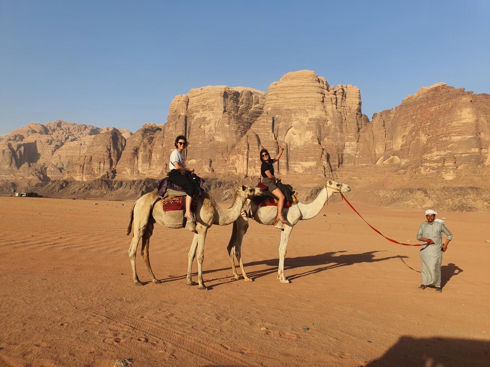 Bedouin Family Camp Hotel Wadi Rum Eksteriør billede