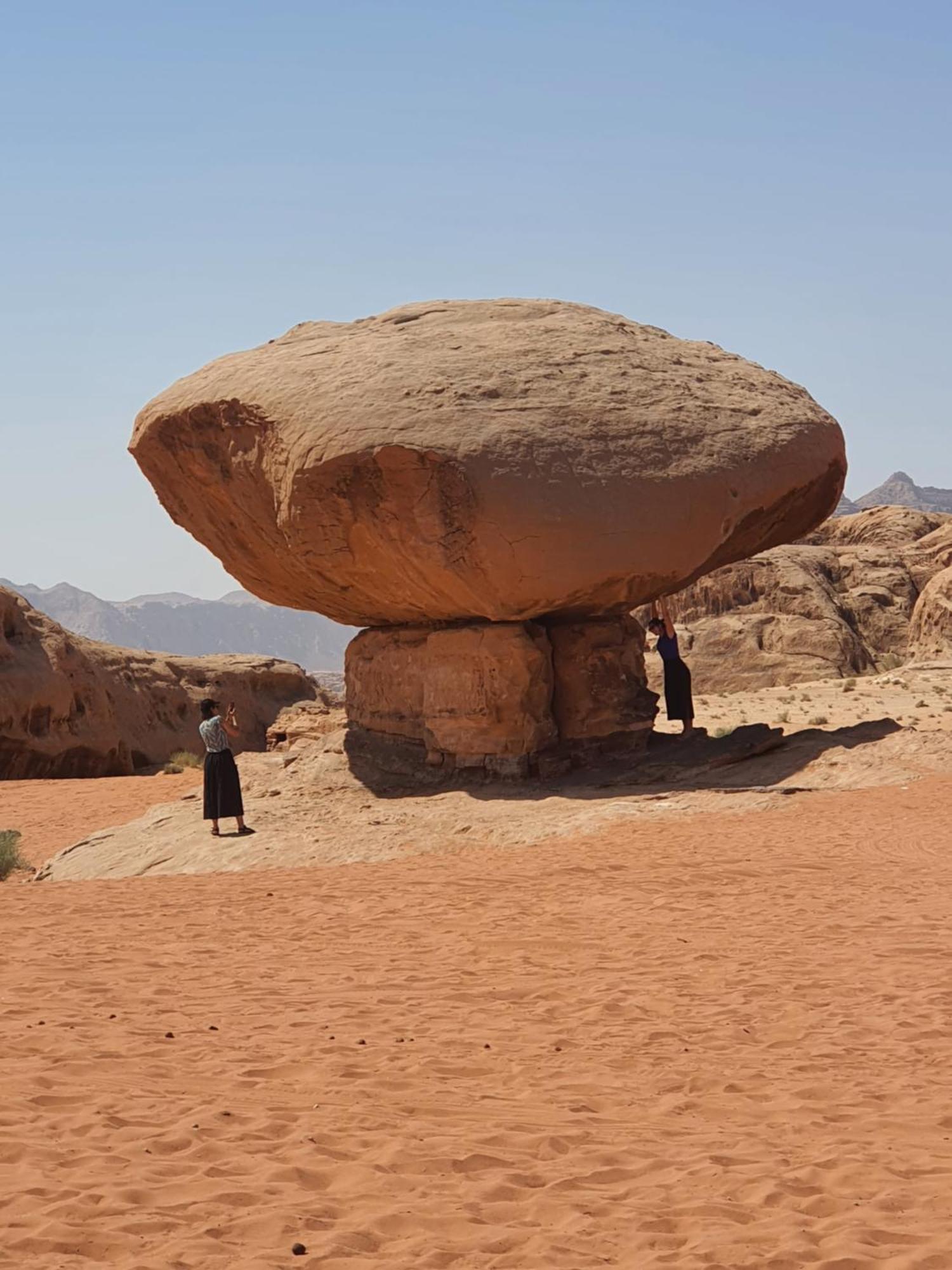 Bedouin Family Camp Hotel Wadi Rum Eksteriør billede