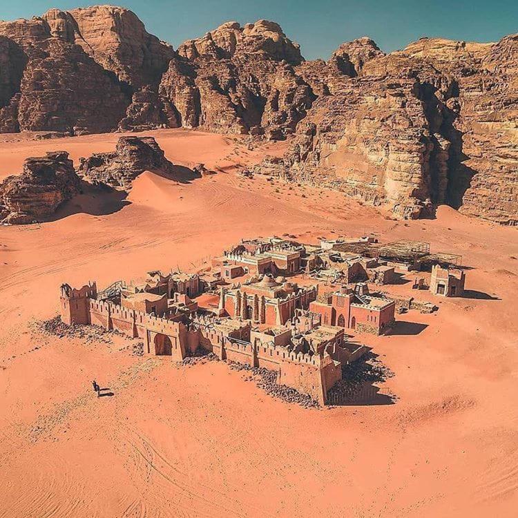 Bedouin Family Camp Hotel Wadi Rum Eksteriør billede